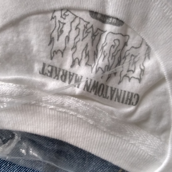 Puma x Chinatown Market "Hoops" T Shirt - Picture 2 of 2